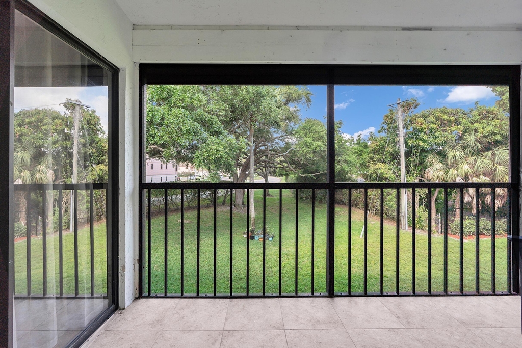 3139 Millwood Terrace - Photo 13