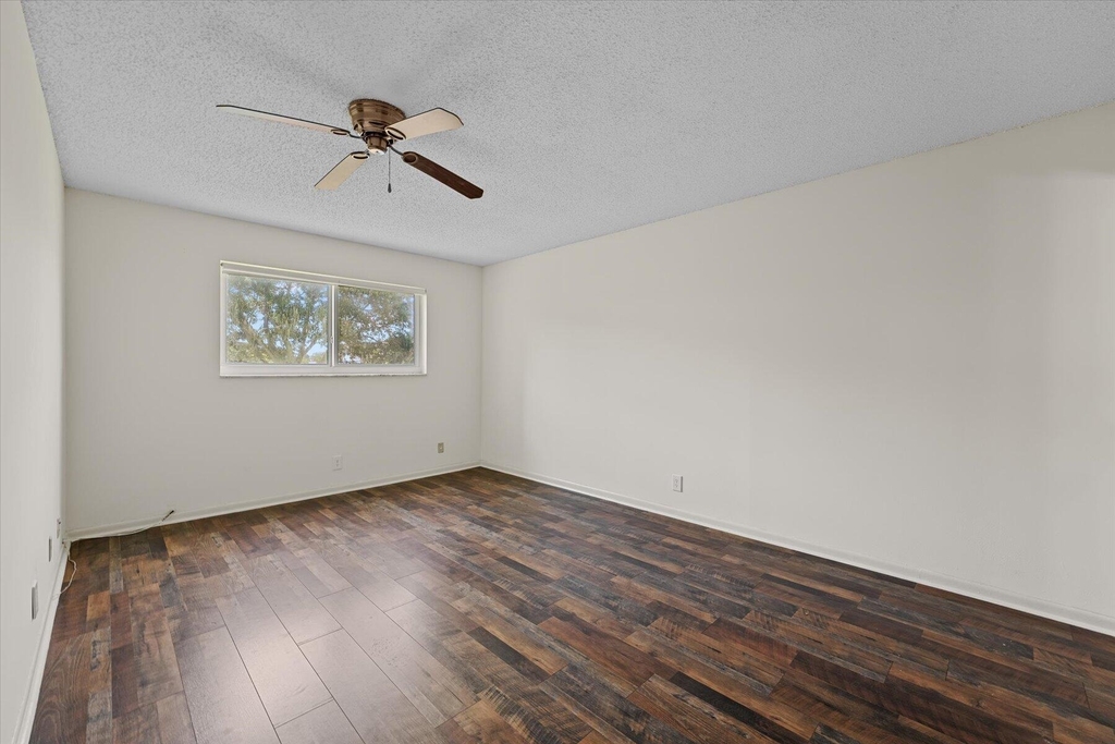 719 Lori Drive - Photo 11
