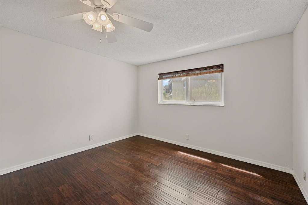 719 Lori Drive - Photo 15