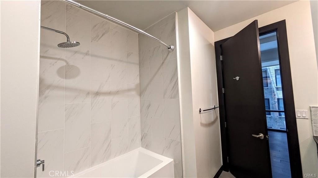 655 S Hope Street - Photo 8