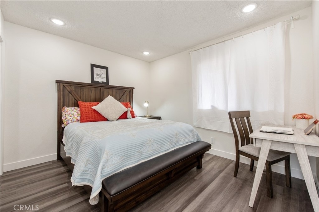 450 E 4th - Photo 7