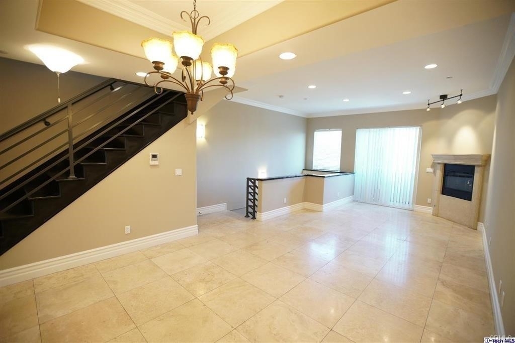 18245 Burbank - Photo 1