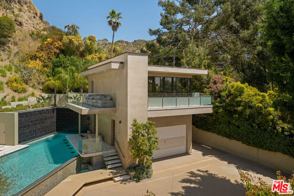 7801 Hillside Avenue - Photo 71