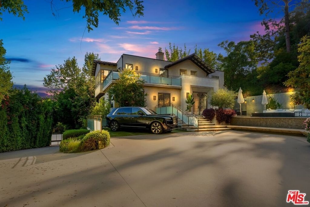 7801 Hillside Avenue - Photo 1