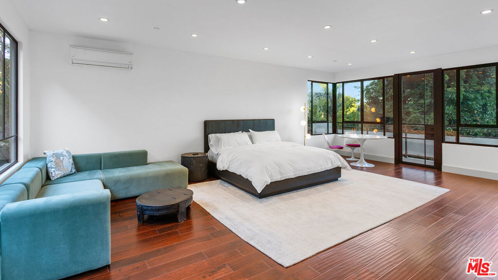 7801 Hillside Avenue - Photo 45