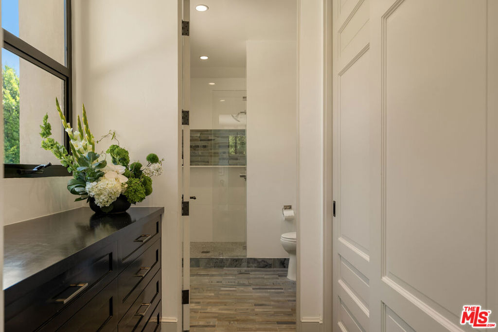7801 Hillside Avenue - Photo 54