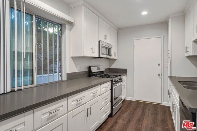 1006 Havenhurst - Photo 8