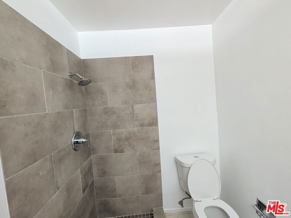 415 Montana Avenue - Photo 8