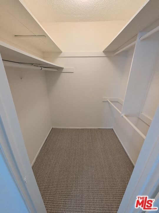 415 Montana Avenue - Photo 13