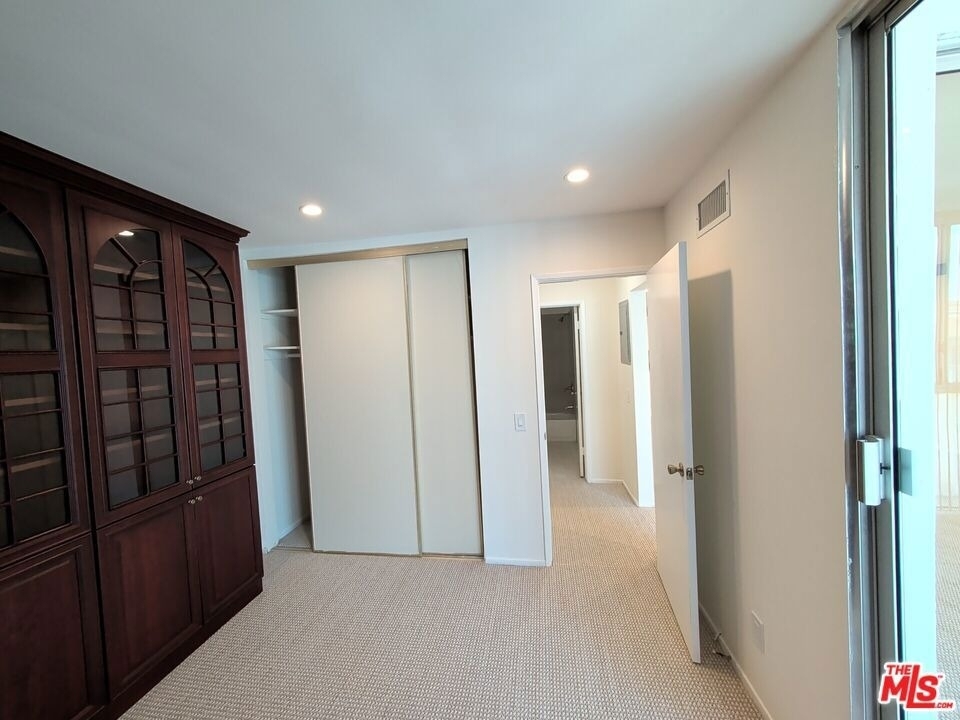 415 Montana Avenue - Photo 28