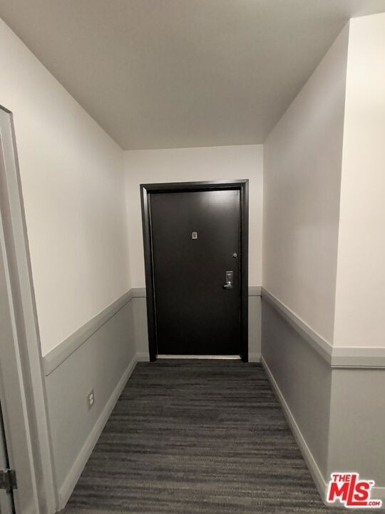 415 Montana Avenue - Photo 0