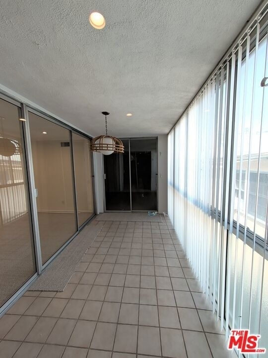 415 Montana Avenue - Photo 29