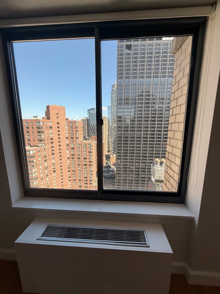 West 48th Street - Photo 4