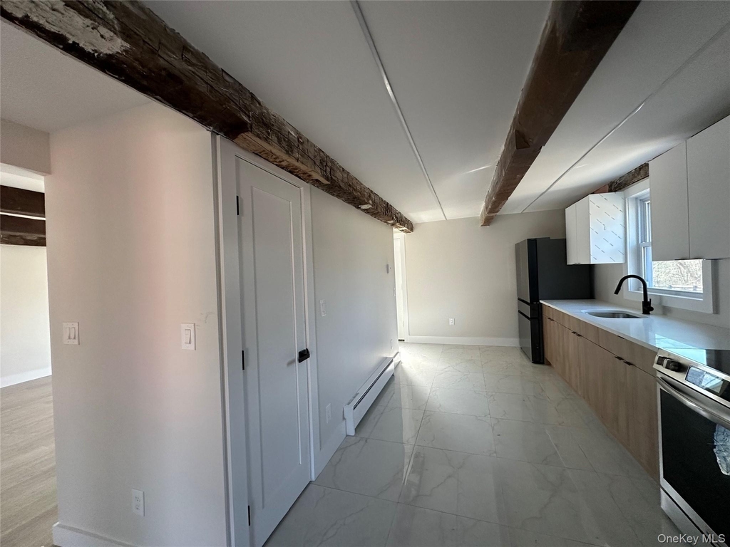 1445 Burlingham Road - Photo 5