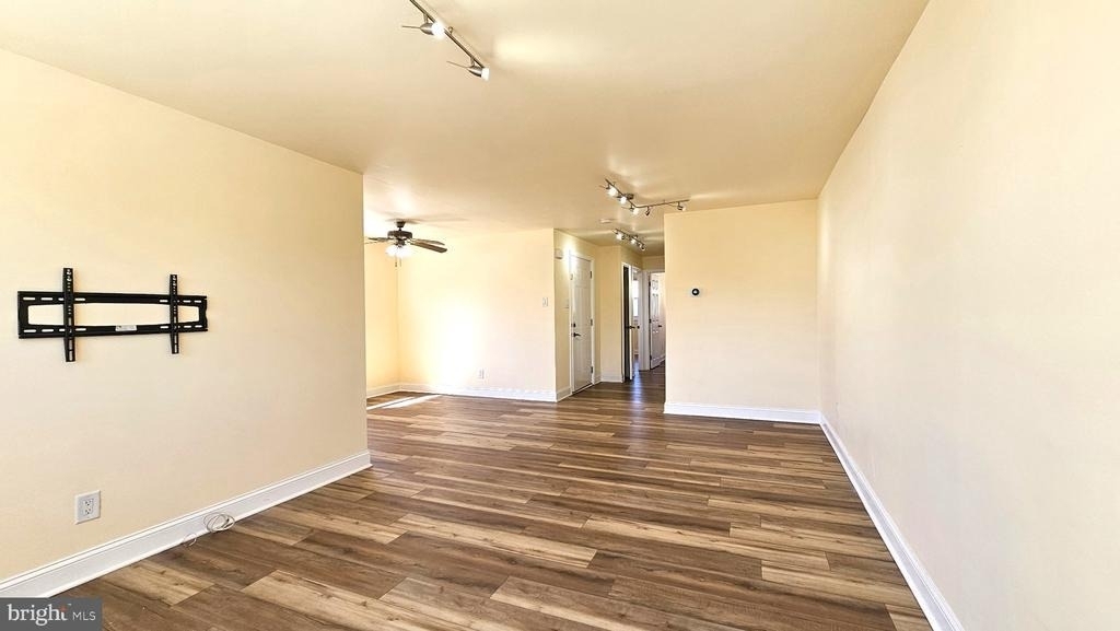 2806 Ryerson Place - Photo 3