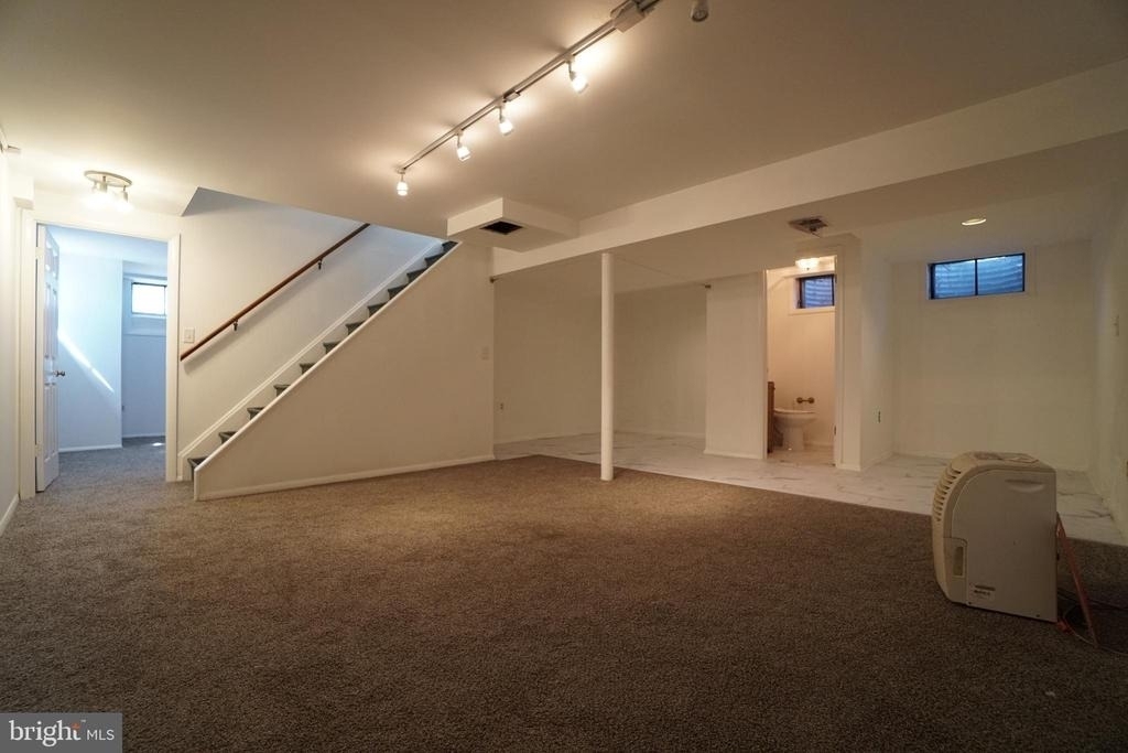 8602 Chapel View Road - Photo 20