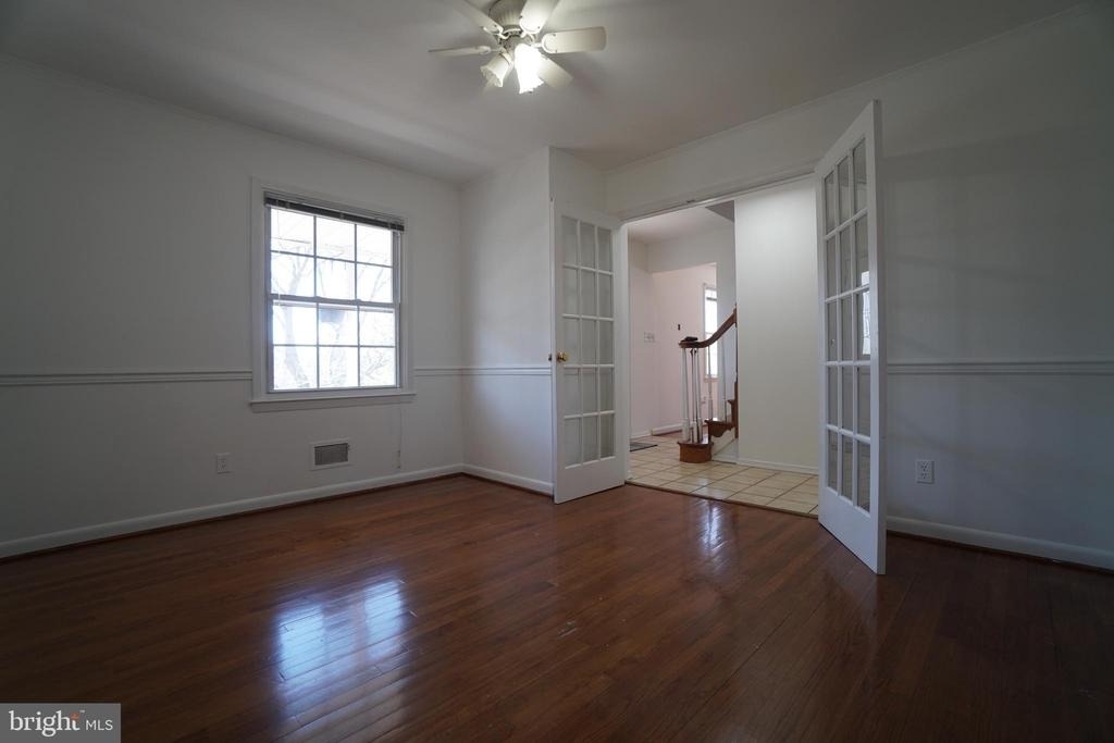 8602 Chapel View Road - Photo 5