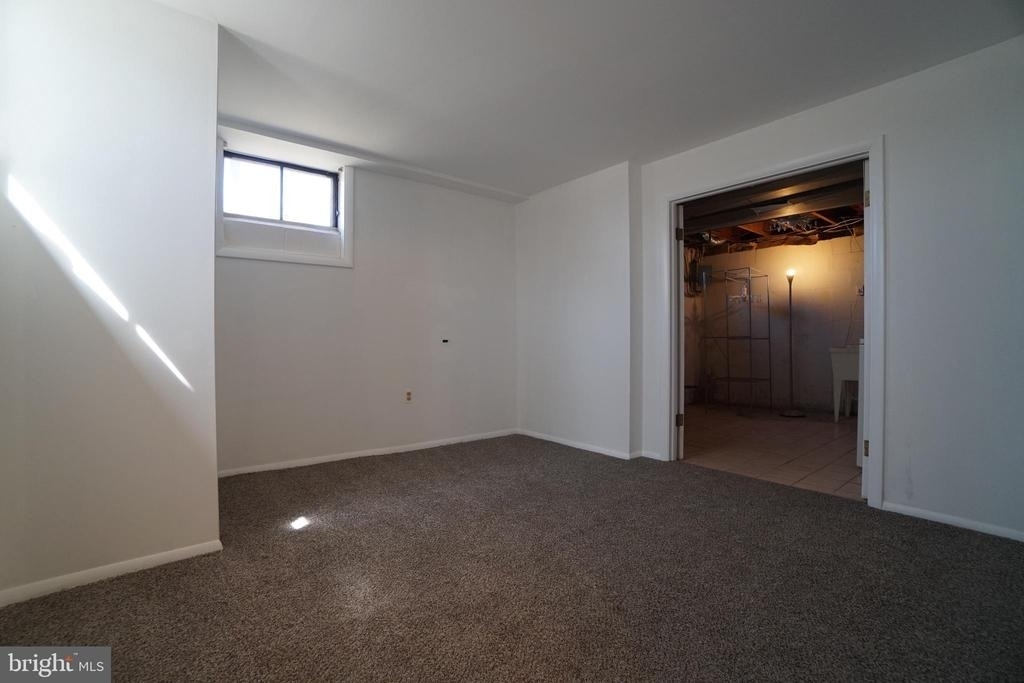 8602 Chapel View Road - Photo 19