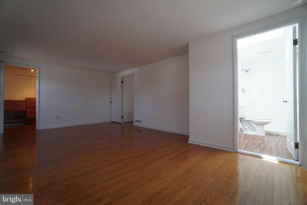 8602 Chapel View Road - Photo 8