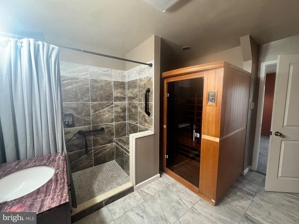 502 3rd Avenue Sw - Photo 4