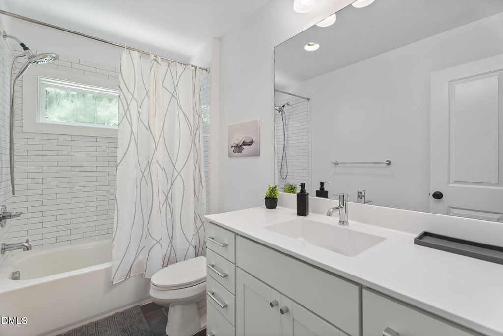 1700 Evergreen Avenue - Photo 24