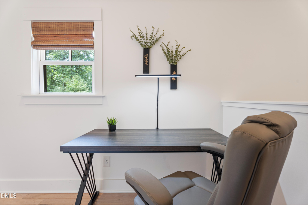 1700 Evergreen Avenue - Photo 32