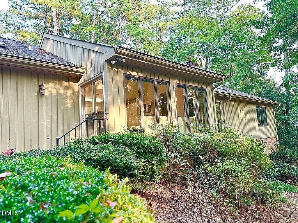 1907 Wedgewood Drive - Photo 17