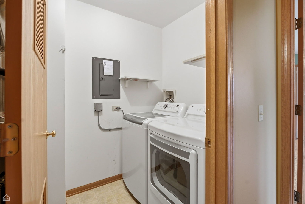 490 Westwood Court - Photo 16