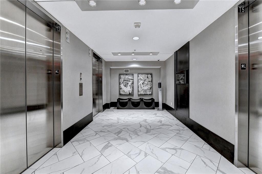 400 W Peachtree Street Nw - Photo 4