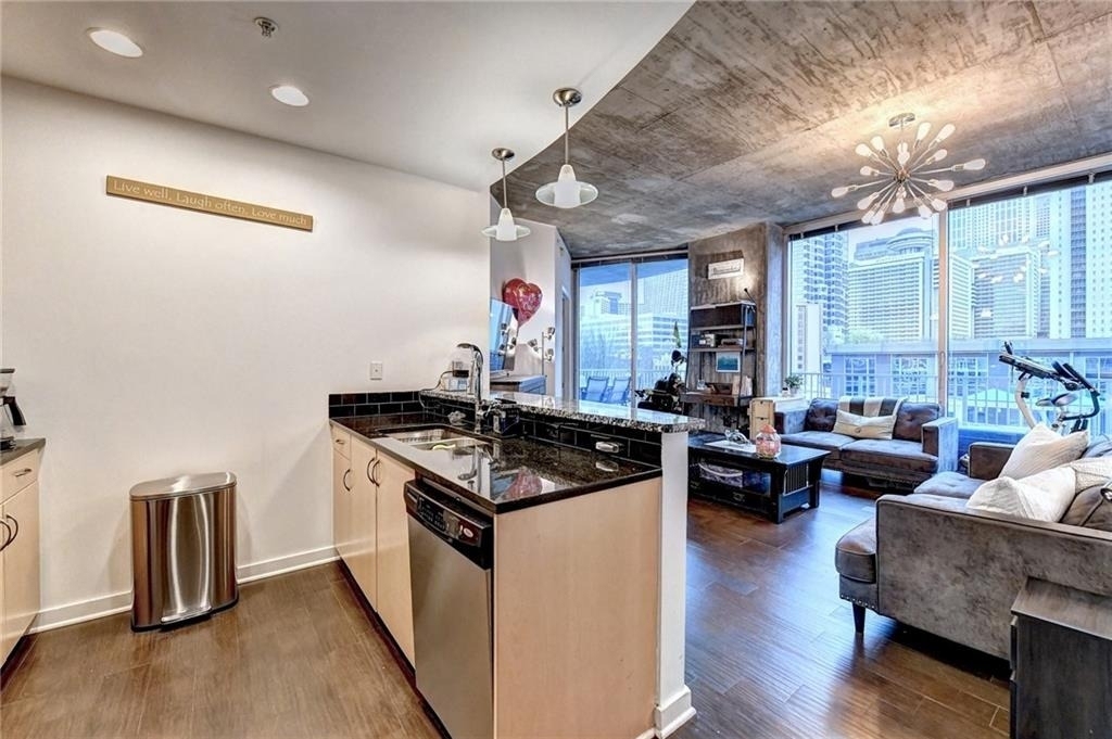 400 W Peachtree Street Nw - Photo 7