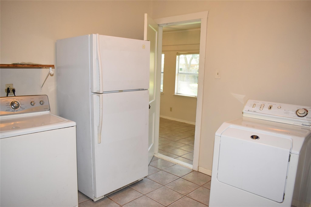 5911 Hornwood Drive - Photo 22