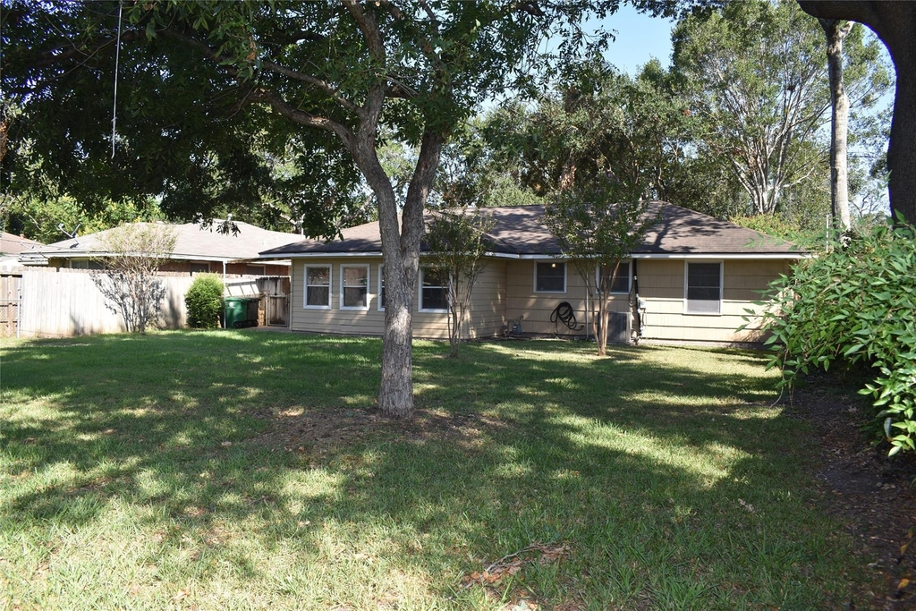 5911 Hornwood Drive - Photo 26