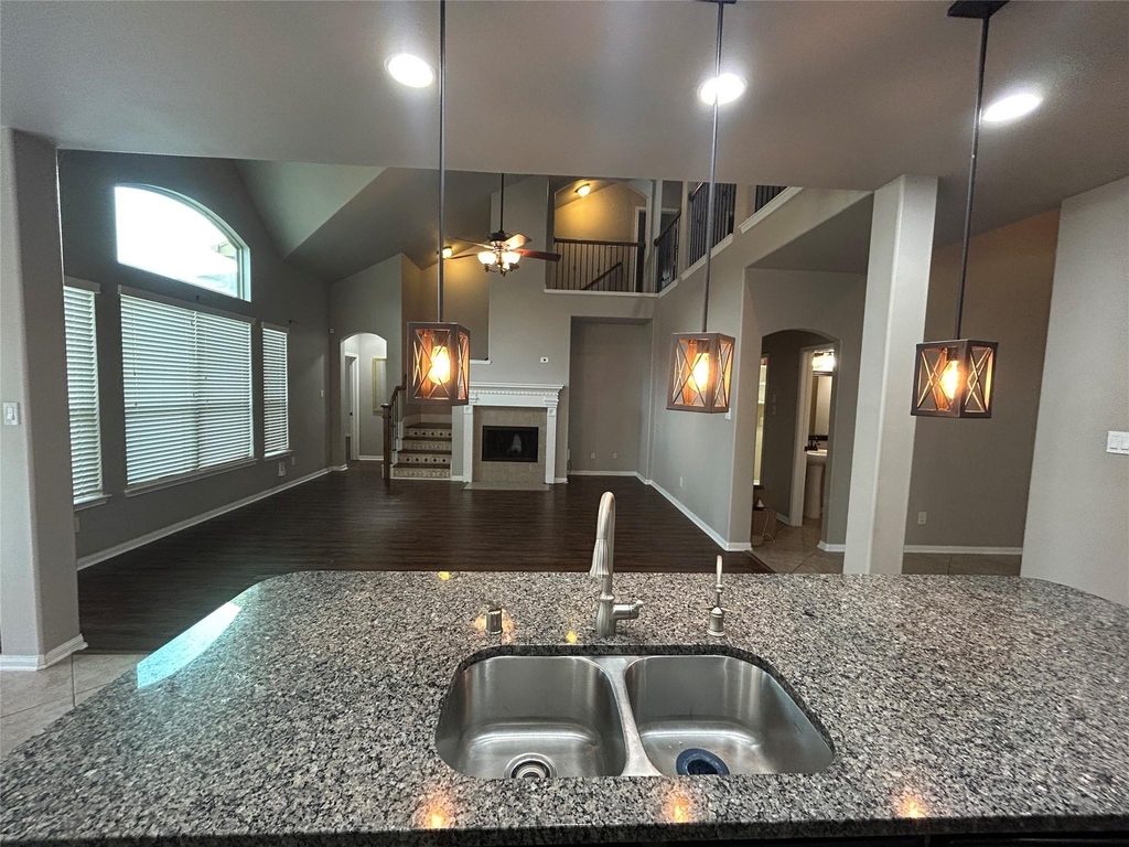 7936 Lake Commons Drive - Photo 11