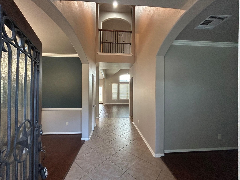 7936 Lake Commons Drive - Photo 2