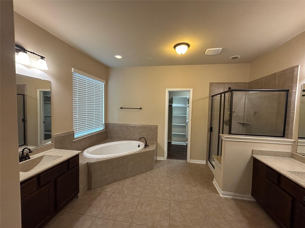 7936 Lake Commons Drive - Photo 21