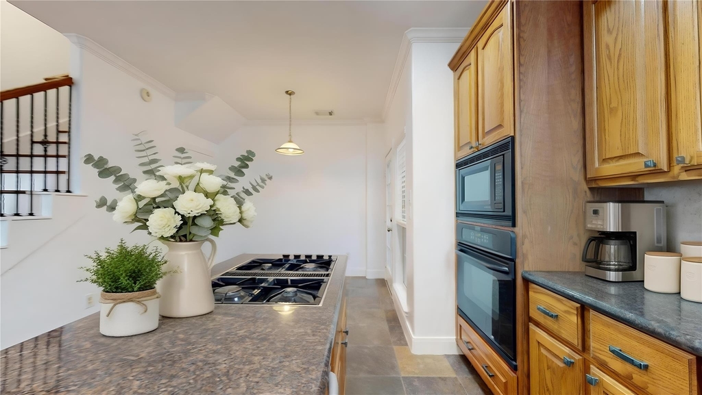 328 Malone Street - Photo 13