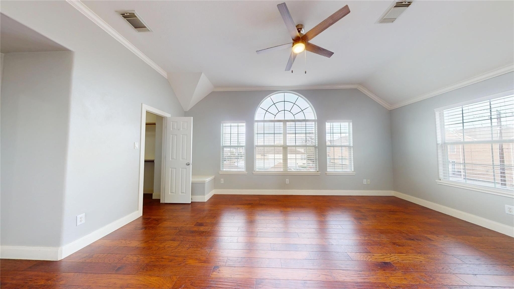 328 Malone Street - Photo 32