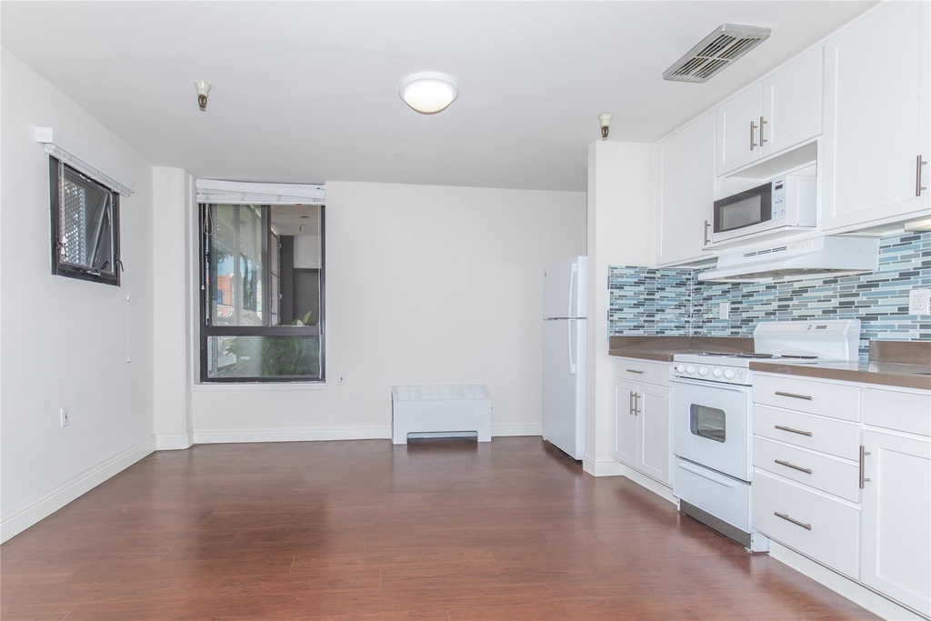 1825 Mission St - Photo 13