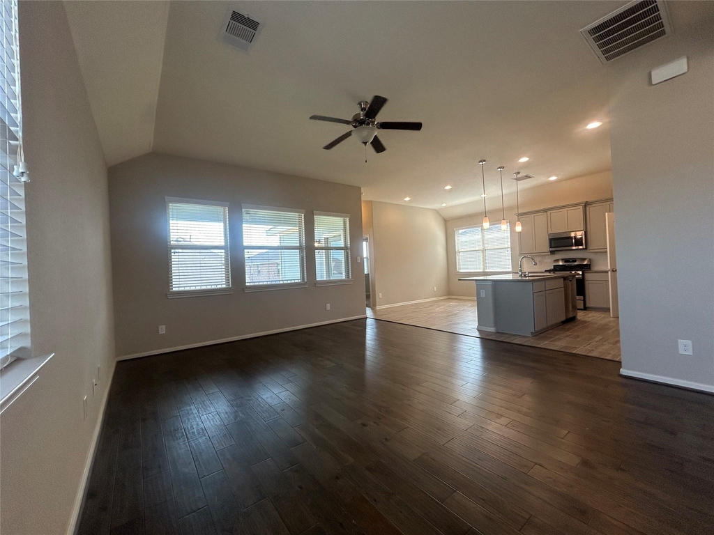 3132 Dunsmore Manor Court - Photo 10