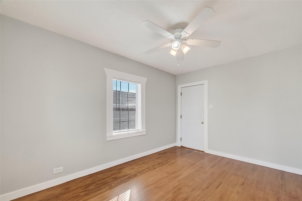2316 Freeman Street - Photo 6