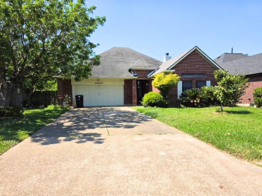 13607 Sable Lane - Photo 1