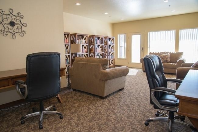 25 Harbour Wy - Photo 8