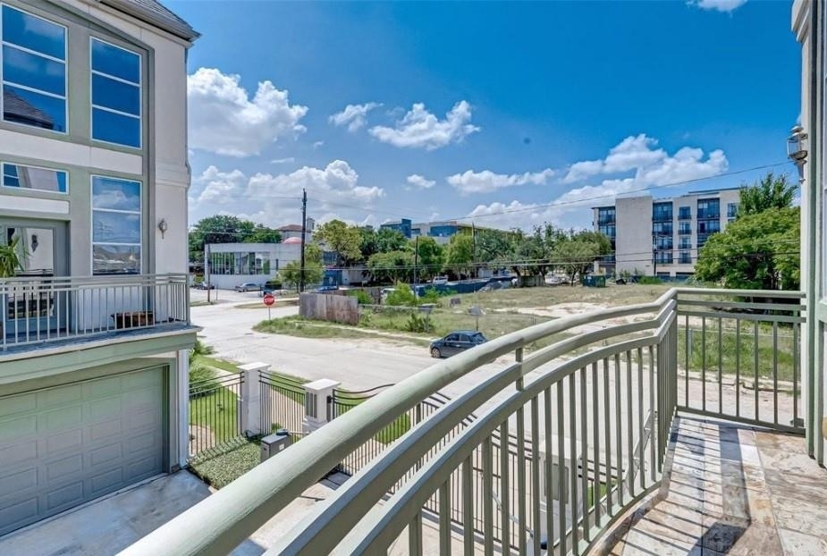 1215 Wentworth Street - Photo 13