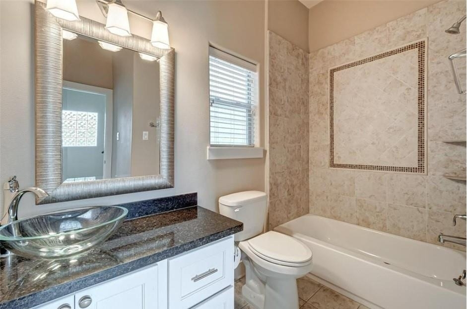 1215 Wentworth Street - Photo 12