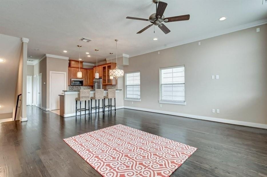1215 Wentworth Street - Photo 7