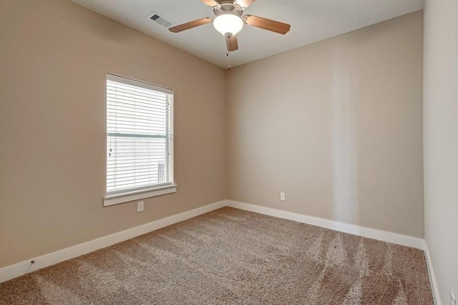 1215 Wentworth Street - Photo 4