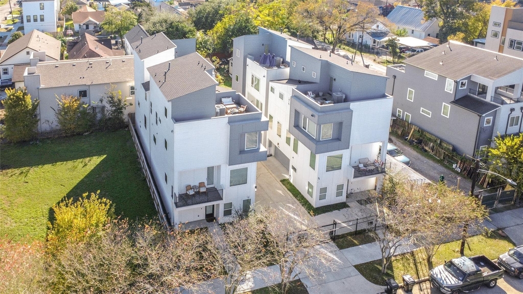 208 N York Street - Photo 30