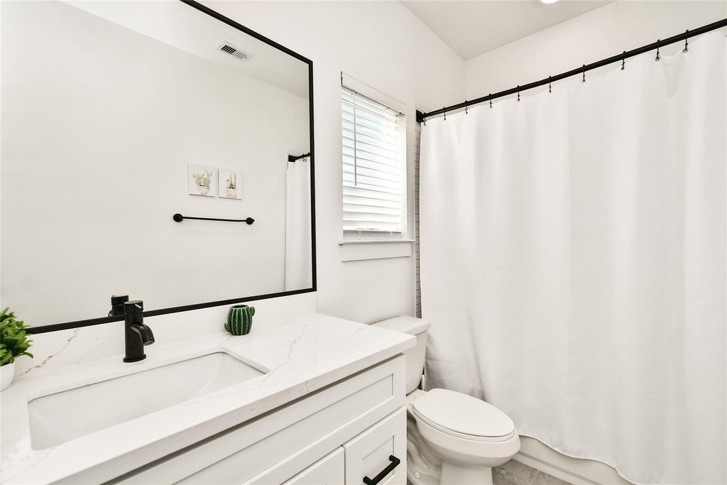 208 N York Street - Photo 26