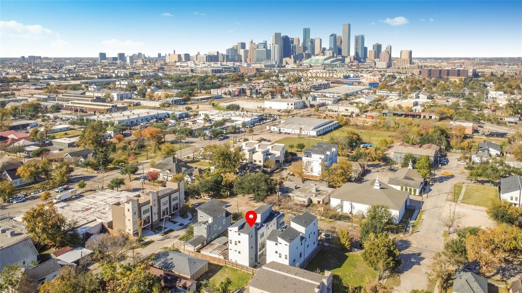 208 N York Street - Photo 31