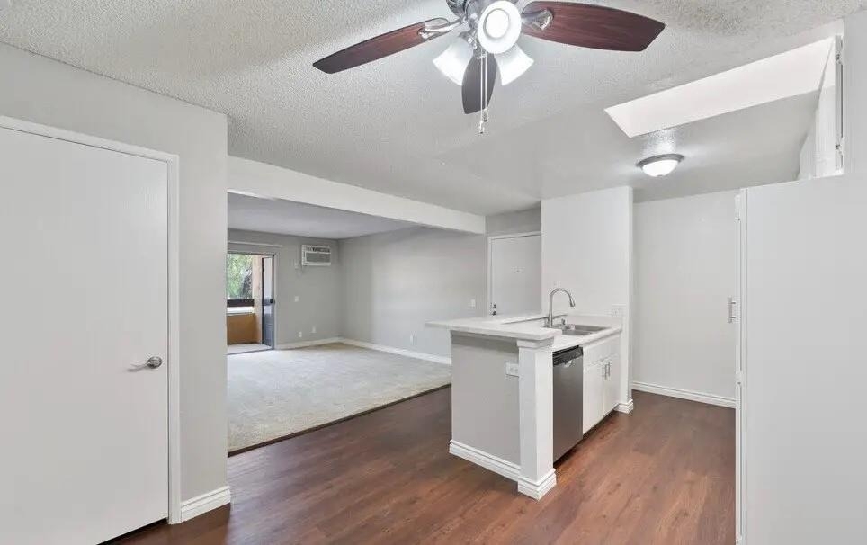 2600 S Azusa Ave - Photo 18